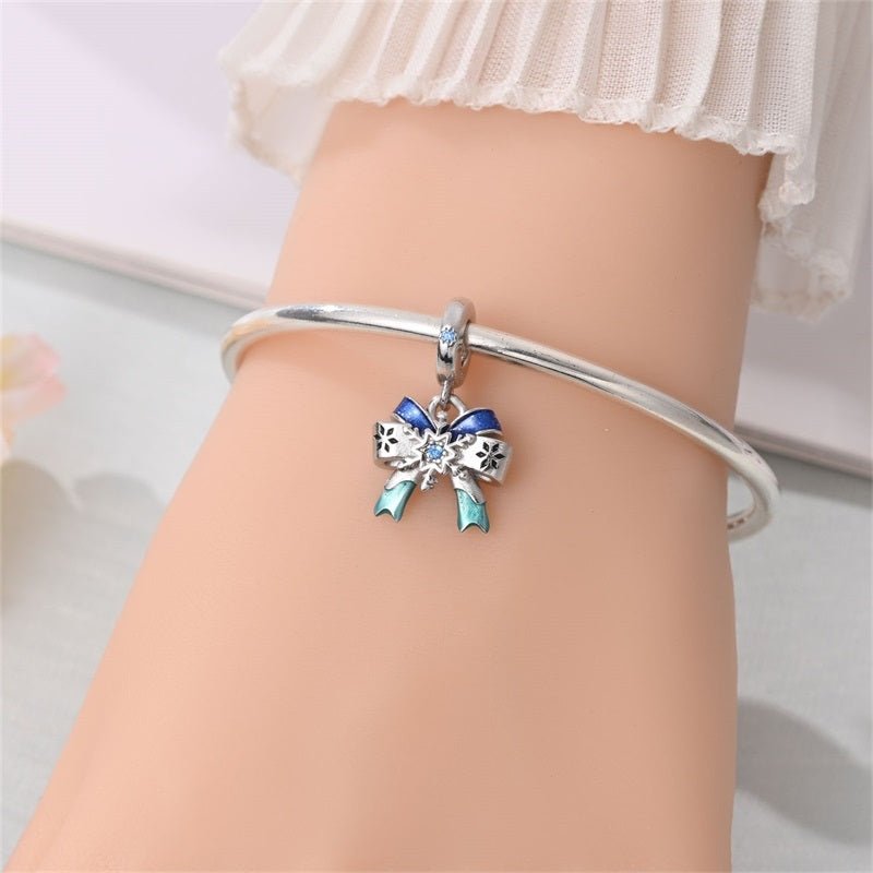 Frosty Snowflake & Bow Winter Dangle Charm