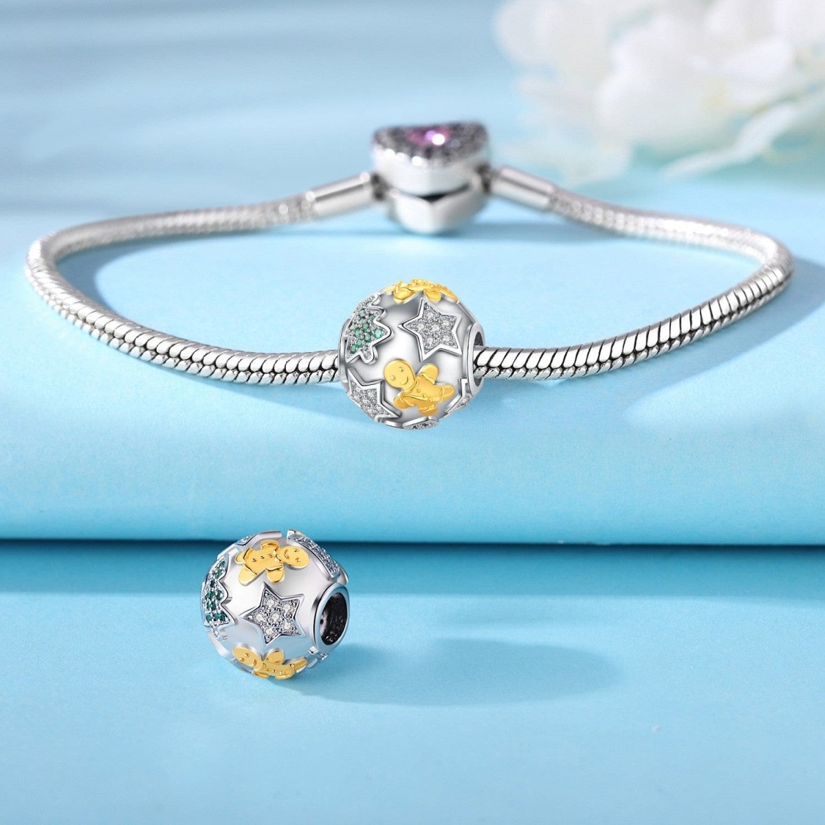 Holiday Gingerbread & Stars Charm