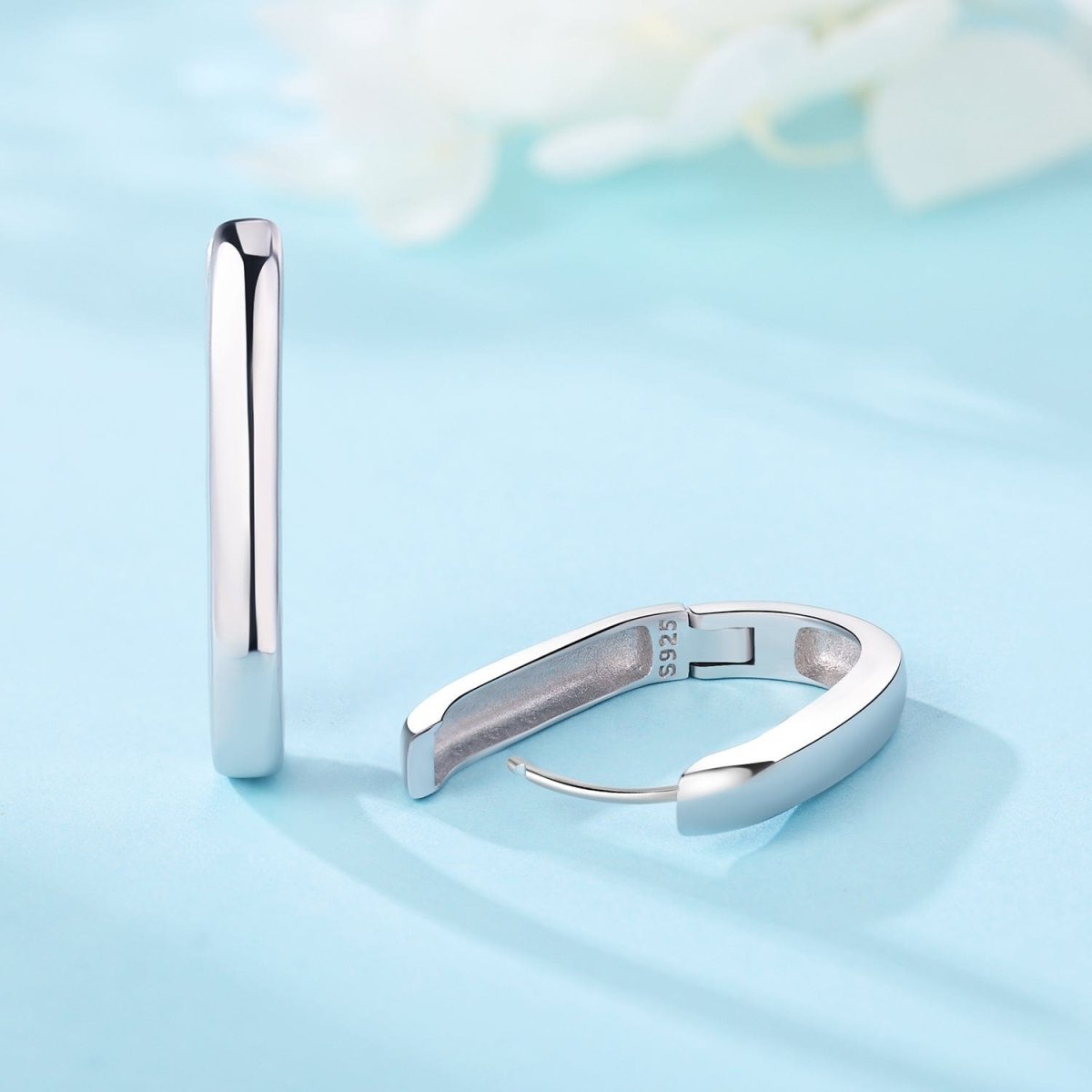 Minimalist Sleek Hoop Earrings