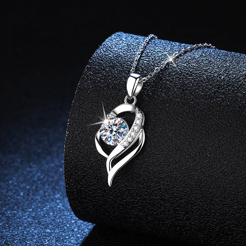 Béra&Co Eternal Heart Moissanite Necklace