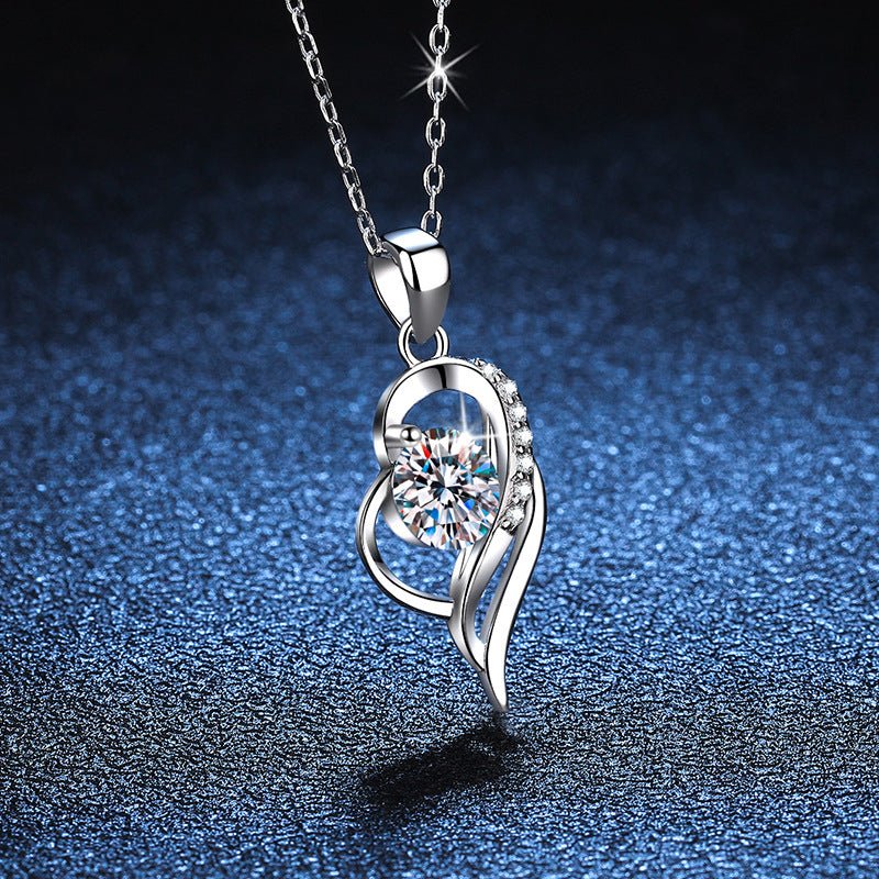 Béra&Co Eternal Heart Moissanite Necklace