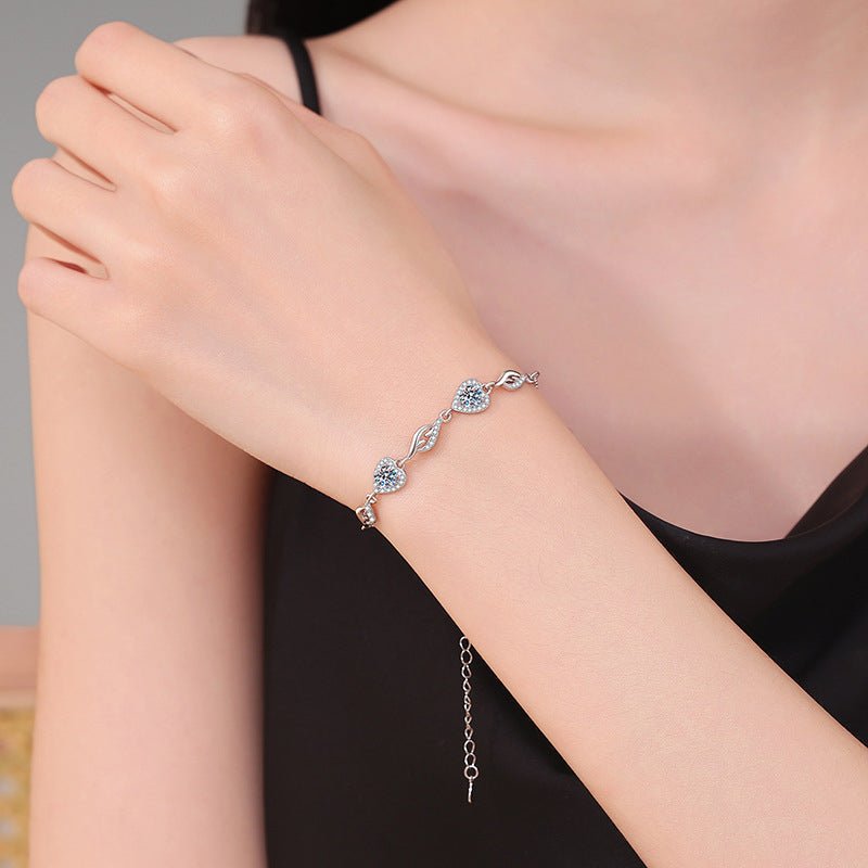 Béra&Co Eternal Hearts Moissanite Bracelet