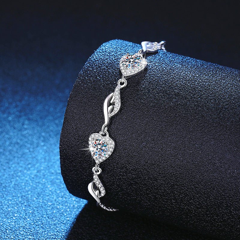 Béra&Co Eternal Hearts Moissanite Bracelet