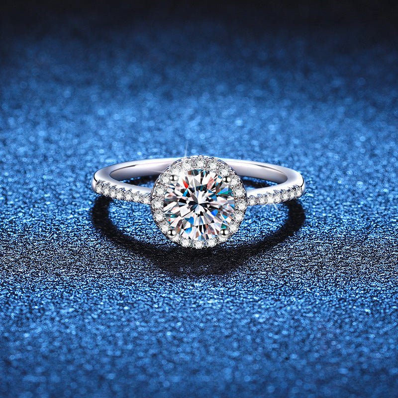 Béra&Co Halo Radiance Moissanite Ring