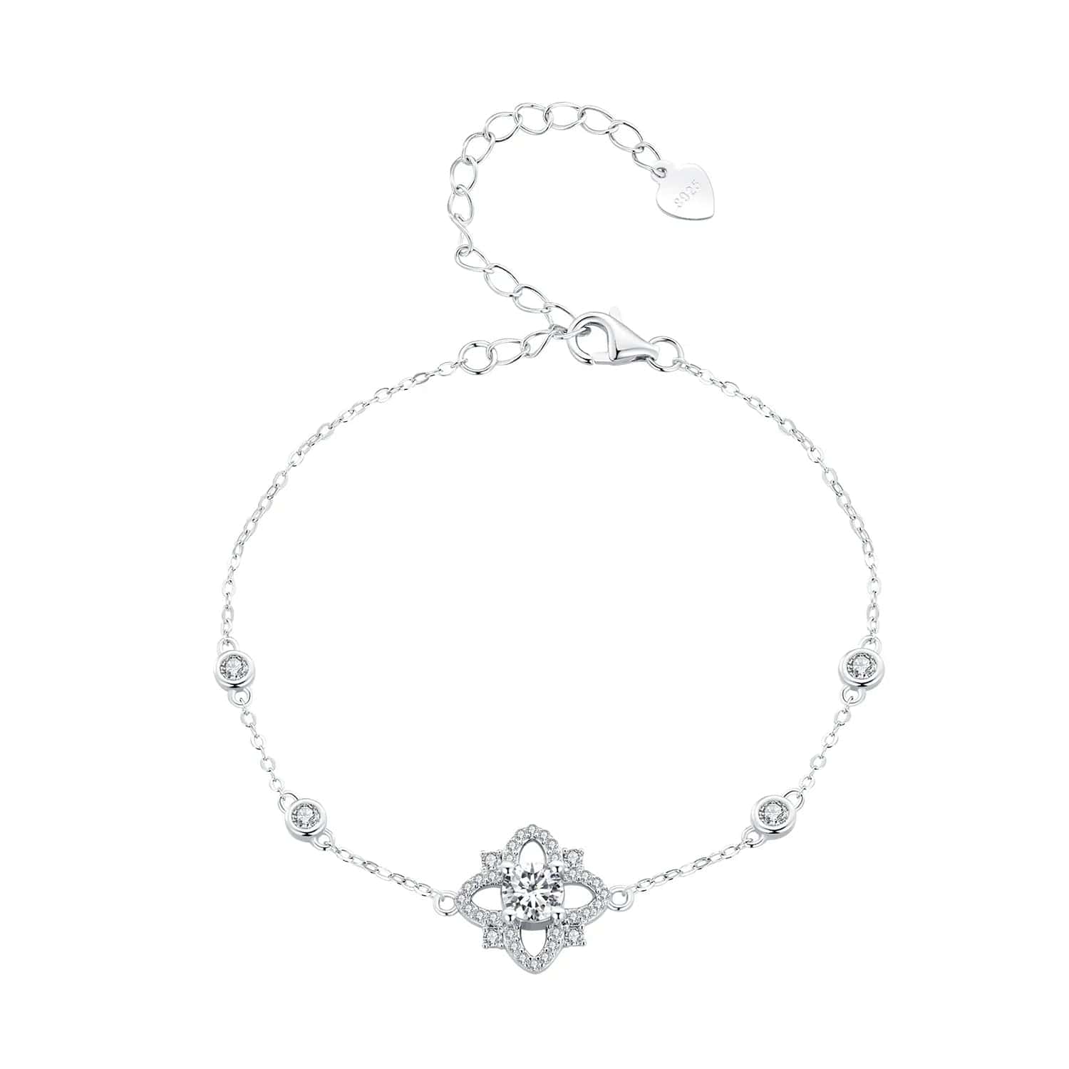 Béra&Co Moissanite Flower Bracelet