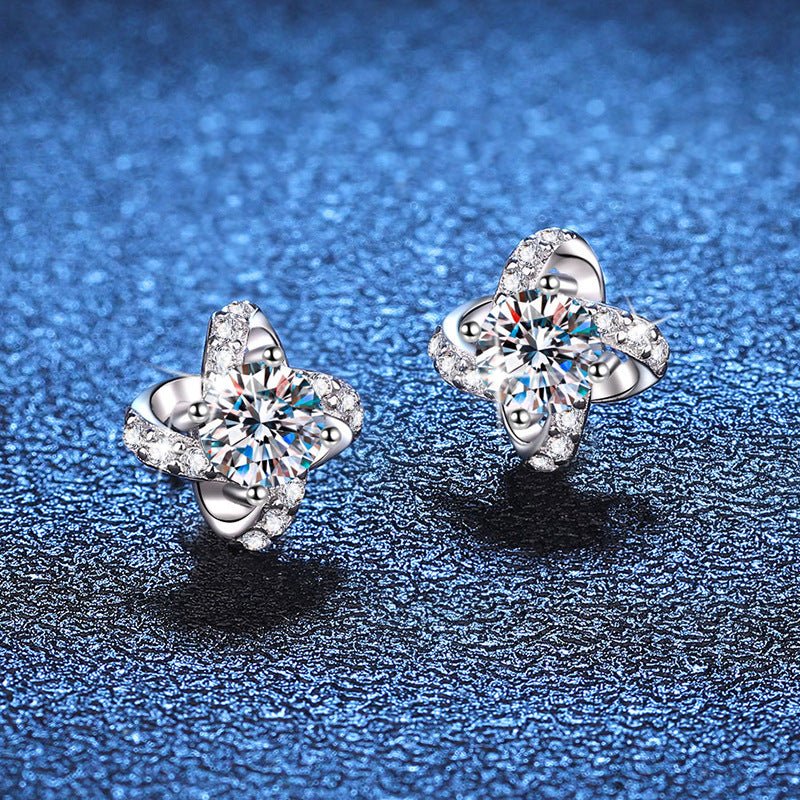 Béra&Co Starlight Bloom Moissanite Stud Earrings