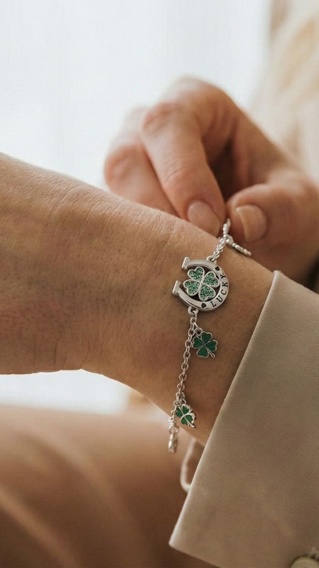 Lucky Horseshoe Clover Bracelet