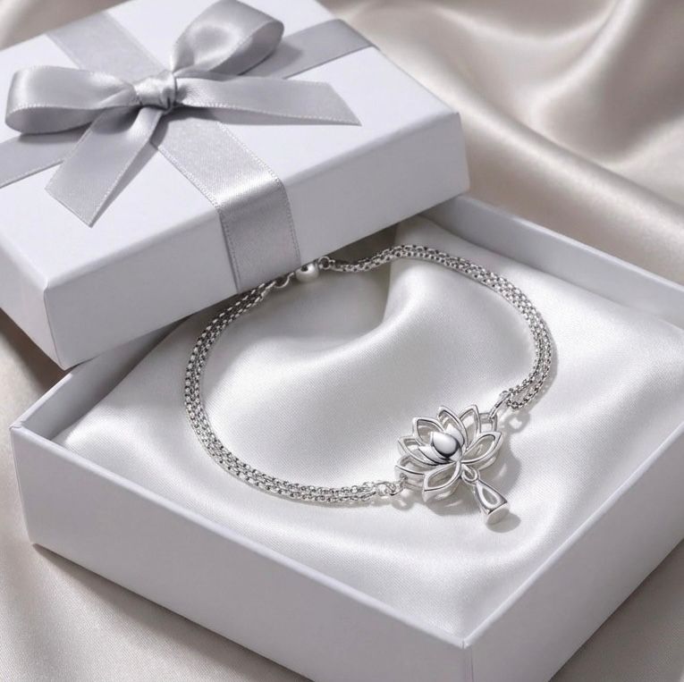 Radiant Lotus Bloom Bracelet