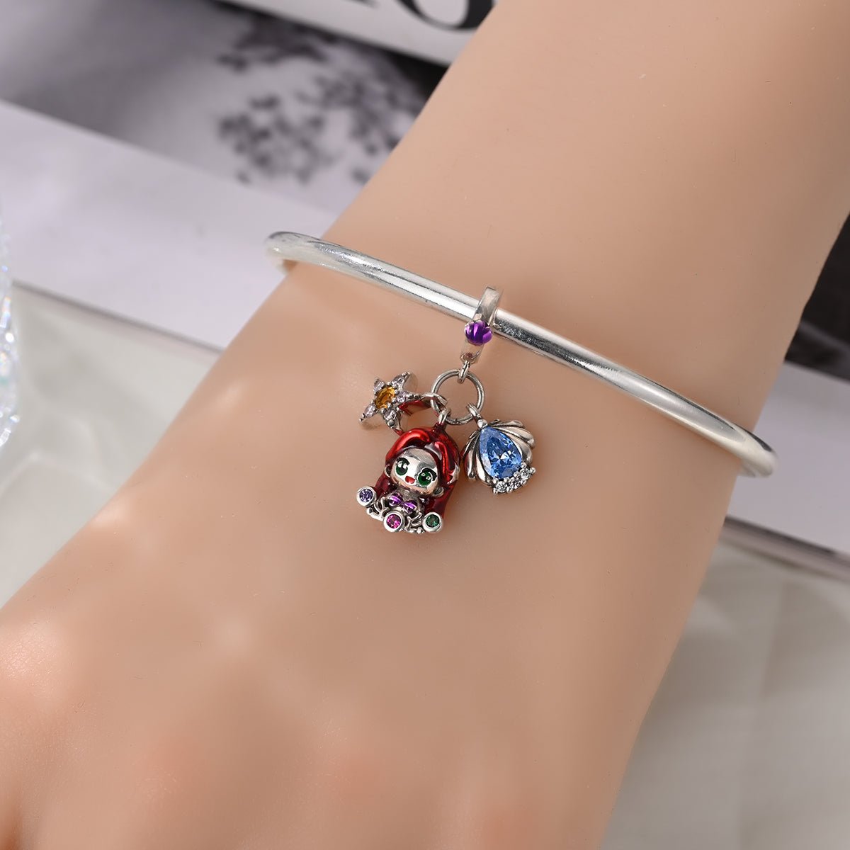 Ariel with Red Hair, Starfish, & Seashell Dangle Charm