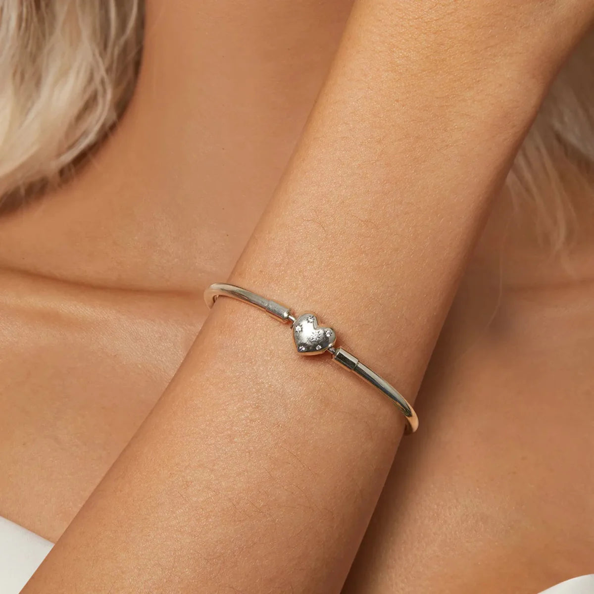 Celestial Heart Starry Clasp Bangle