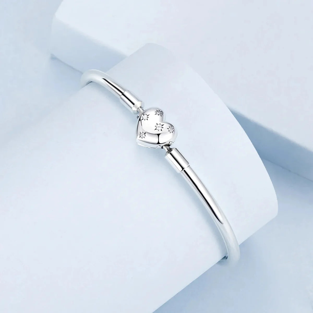 Celestial Heart Starry Clasp Bangle