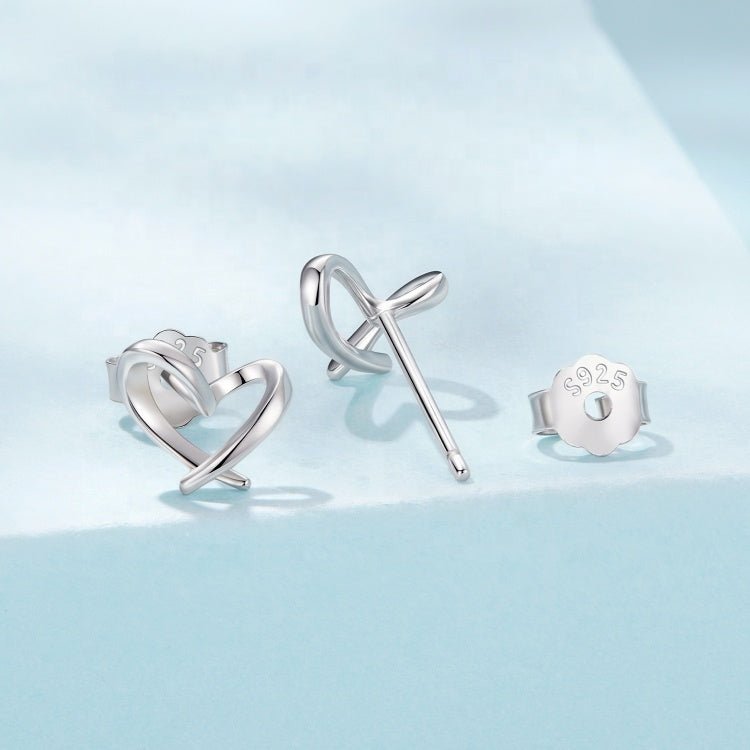 Intertwined Open Heart Stud Earrings