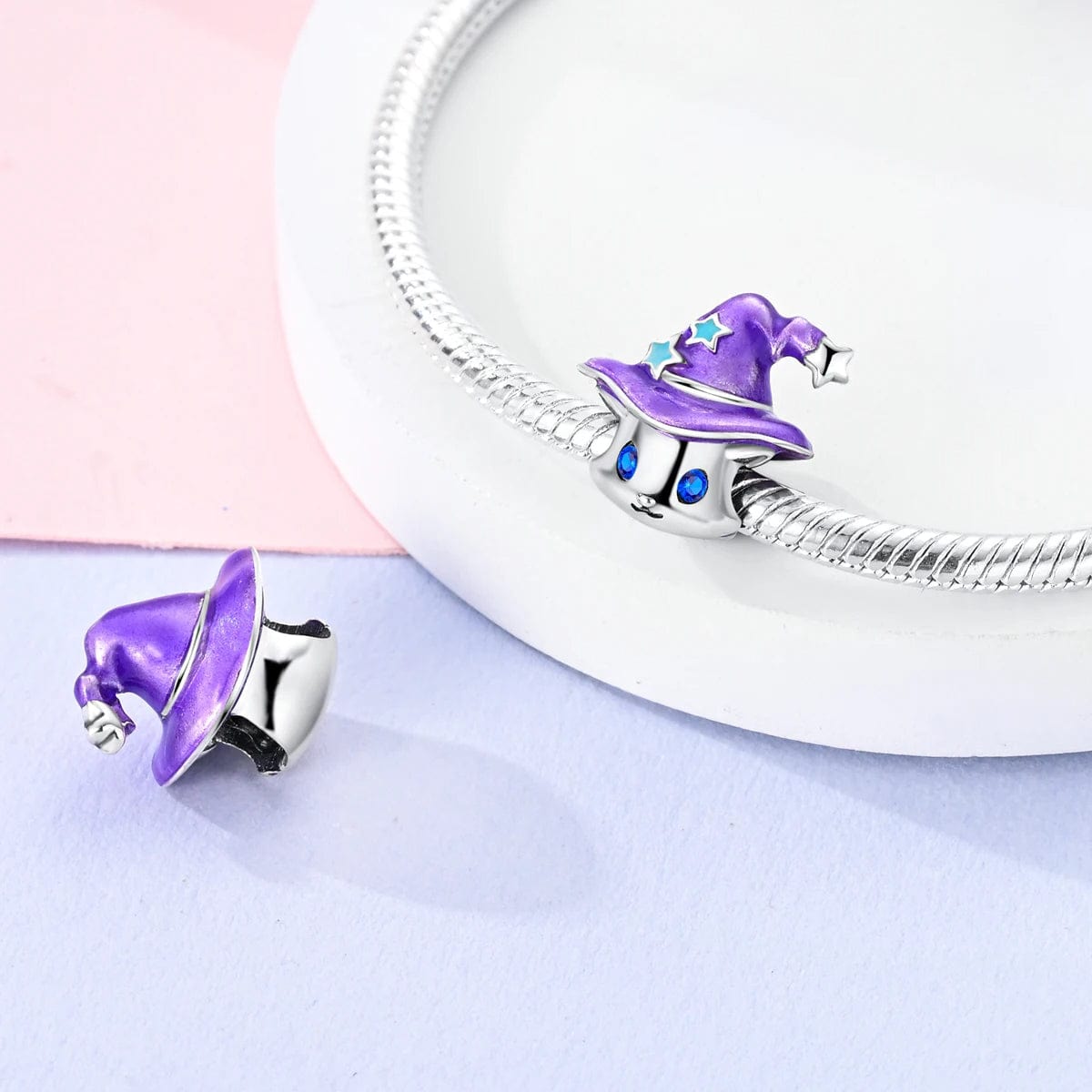 Luminous Wizzard Kitten Charm