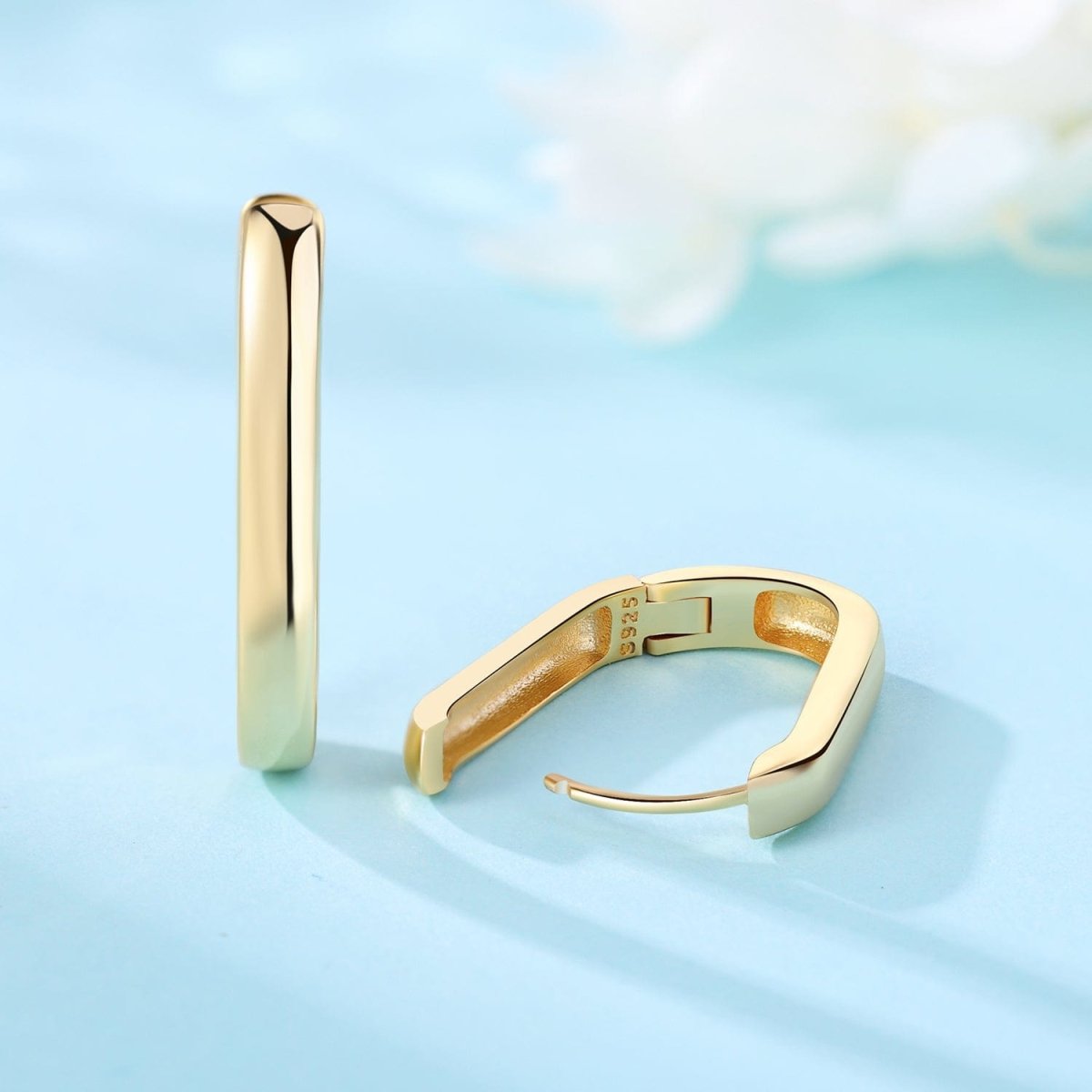 Minimalist Sleek Hoop Earrings