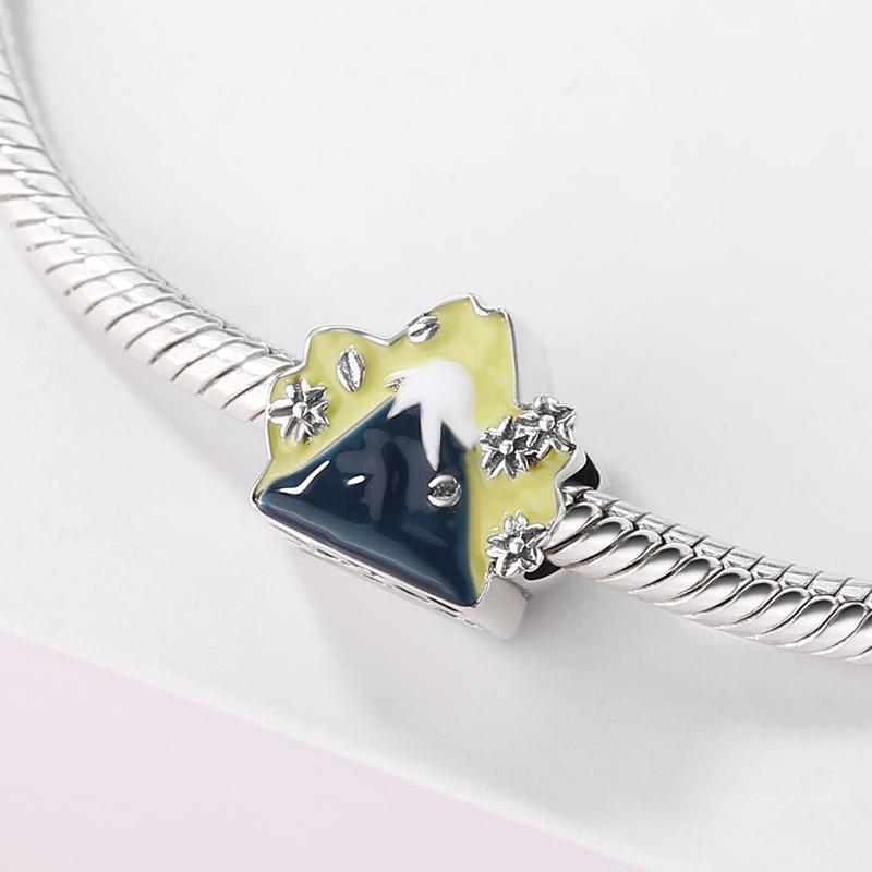 Mount Fuji Charm