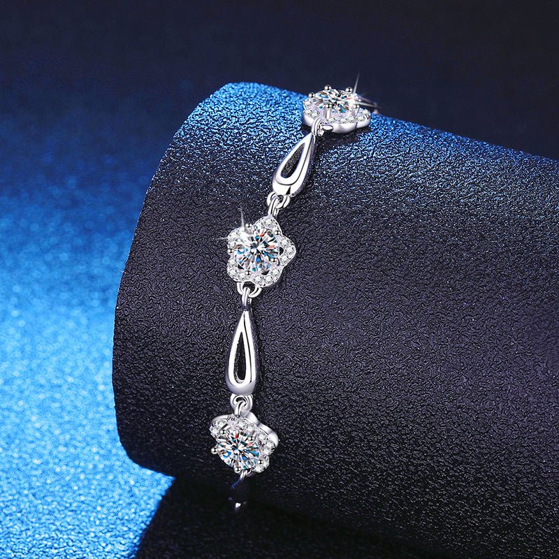 Béra&Co Blooming Grace Moissanite Bracelet
