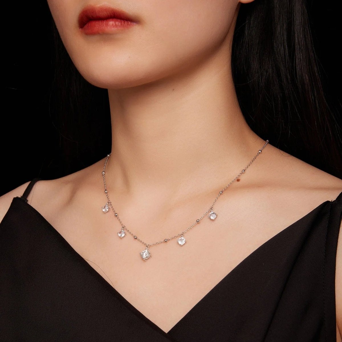 Béra&Co Moissanite Drop Necklace