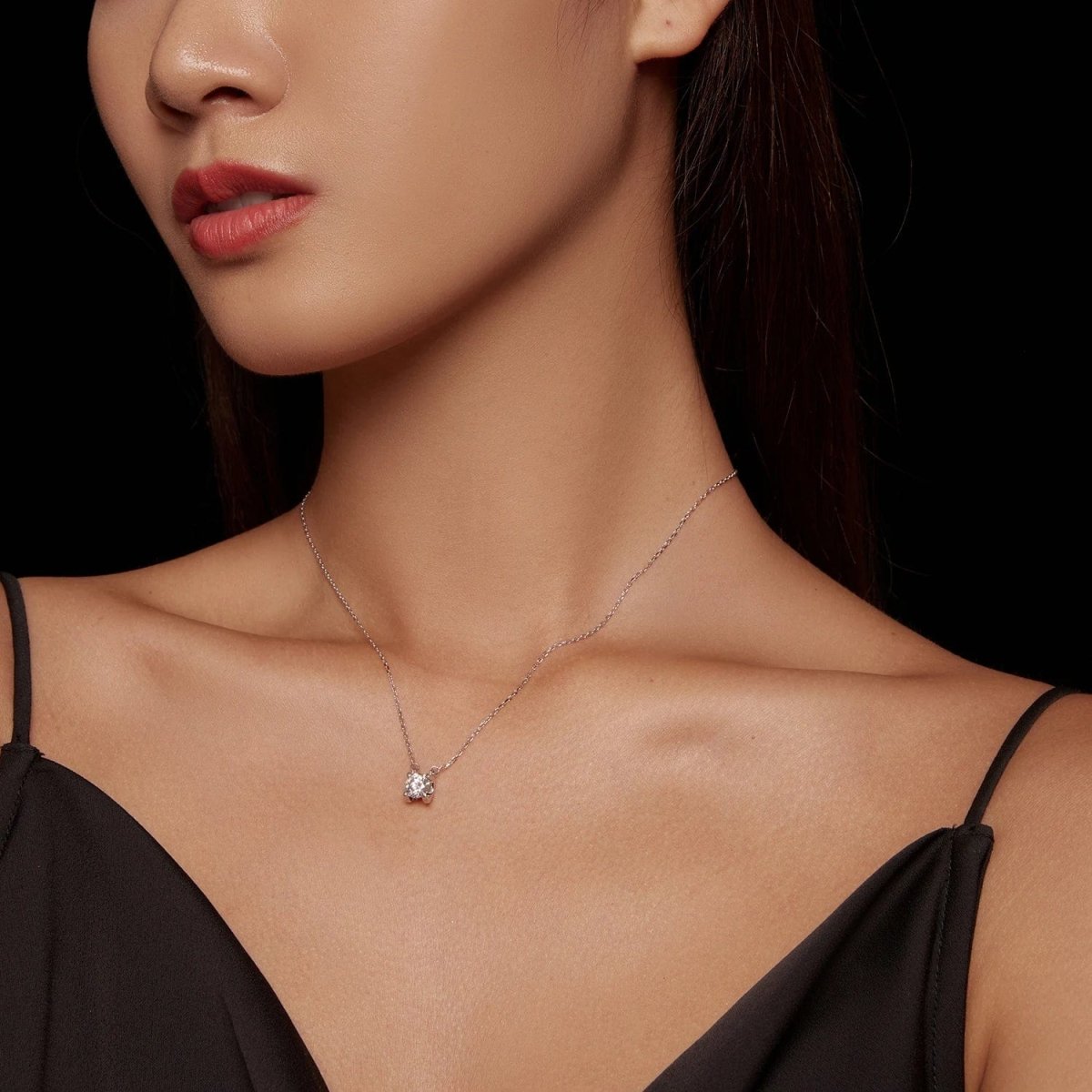 Béra&Co Moissanite Pendant Necklace