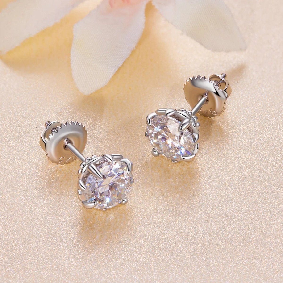 Béra&Co Moissanite Stud Earrings