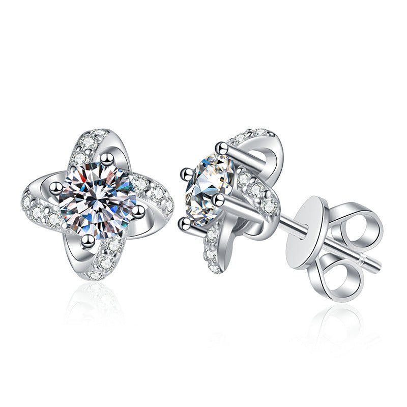 Béra&Co Starlight Bloom Moissanite Stud Earrings