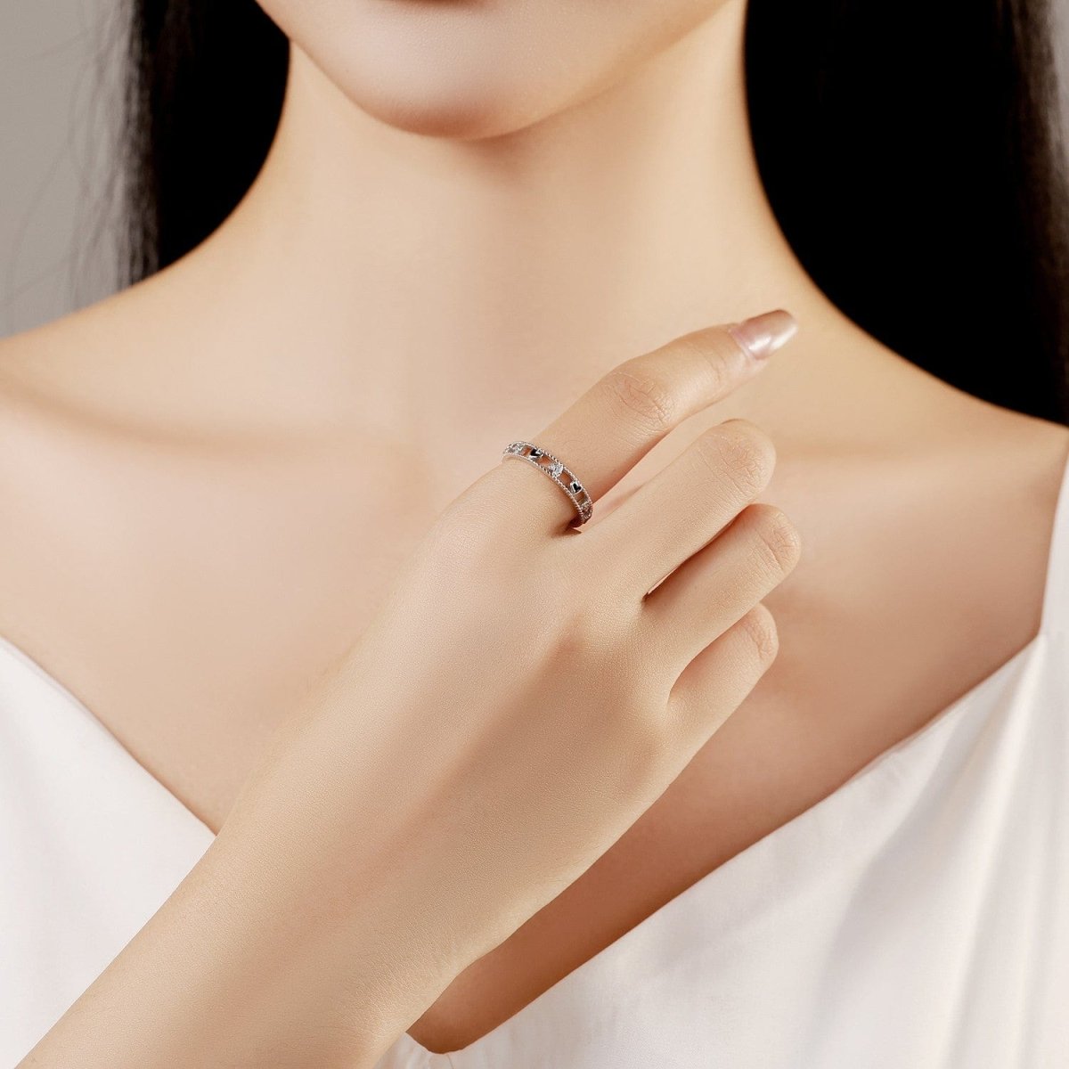 Romantic Open Heart Adjustable Ring with Crystal Details